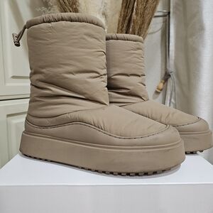 Kassl Edition Zara Winter Boots Size 39